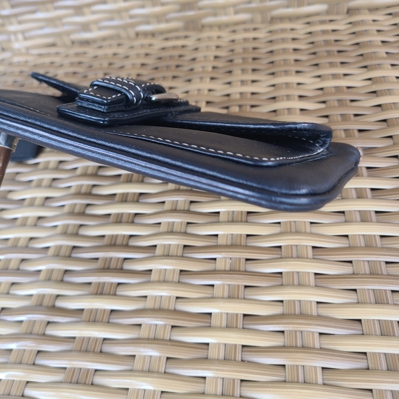 Coach Soho Black Leather Wristlet Clutch Bag Purse Buckle Detail Small - Picture 10 of 14